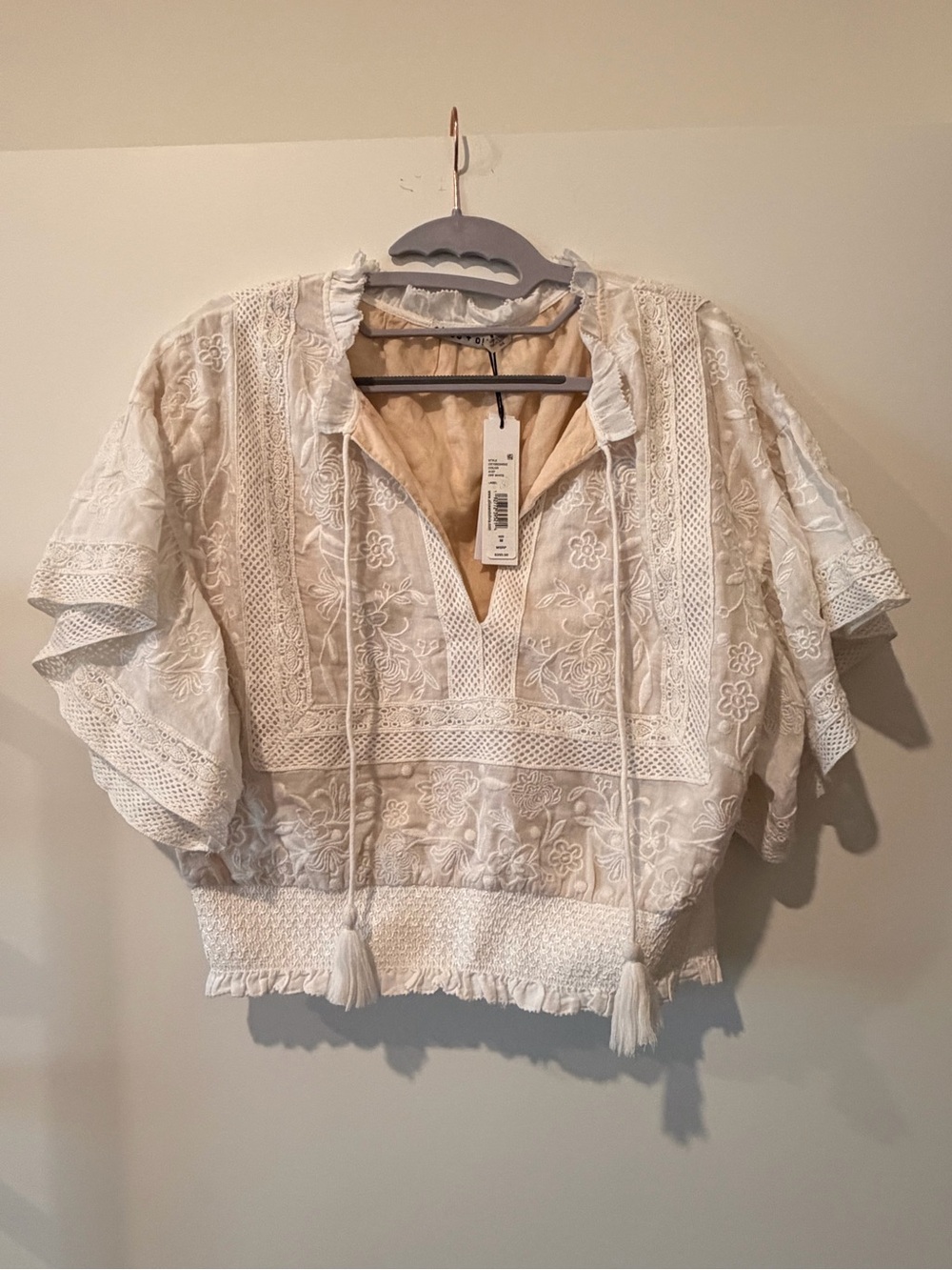 NWT Alice + Olivia Embroidered Tie-Neck Blouse Off White Size M